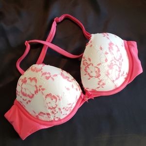 Victoria's Secret Body By Victoria Push Up Bra
